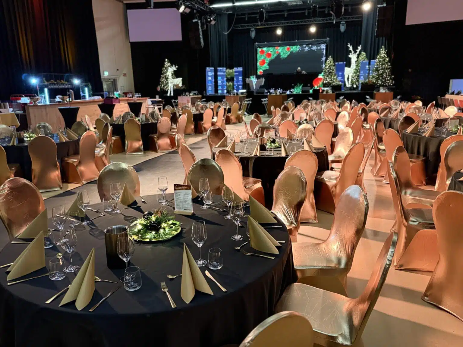 Weihnachtsfeier gold